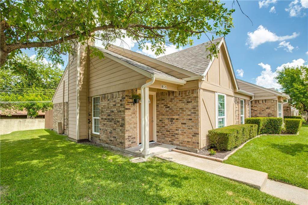 2500 Park Boulevard - Photo 1
