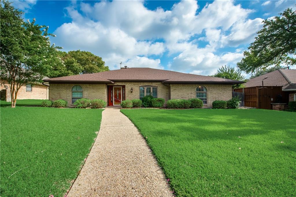 2713 Meadowbrook Court - Photo 1