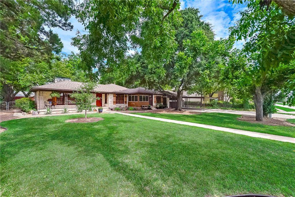 707 Hustead Street - Photo 1
