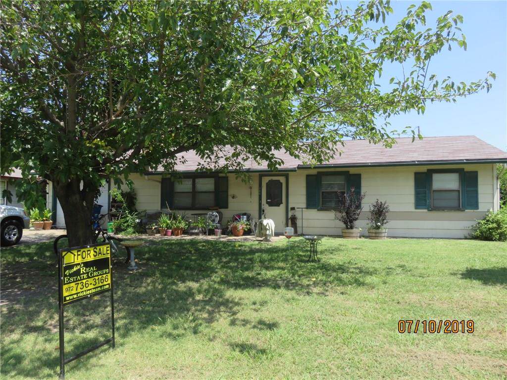 324 Willow Lane - Photo 1