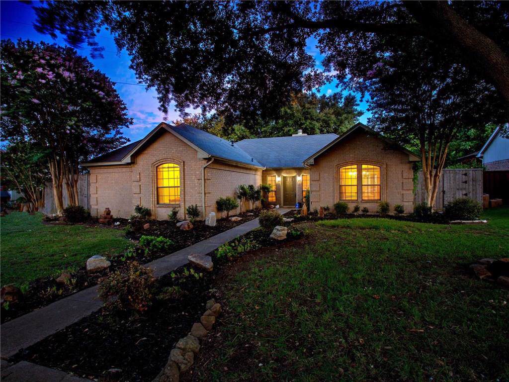2034 Robin Hill Lane - Photo 1