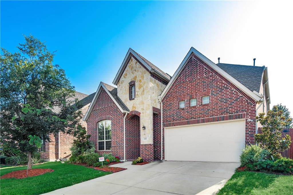 1800 Houghton Drive - Photo 1