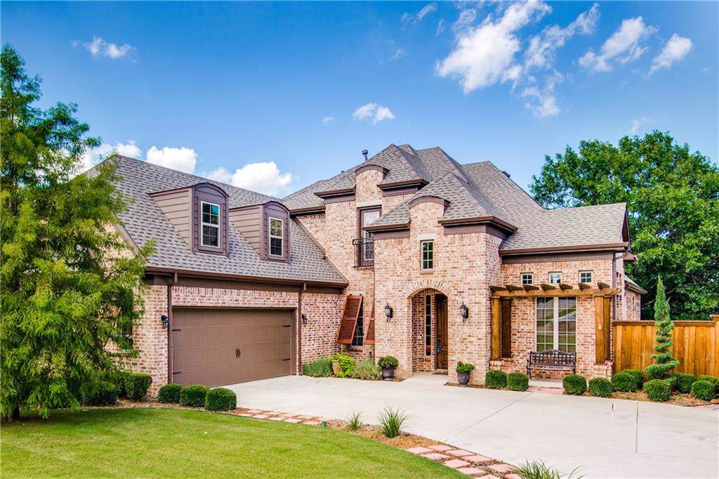 1433 Hidden Oaks Circle - Photo 1