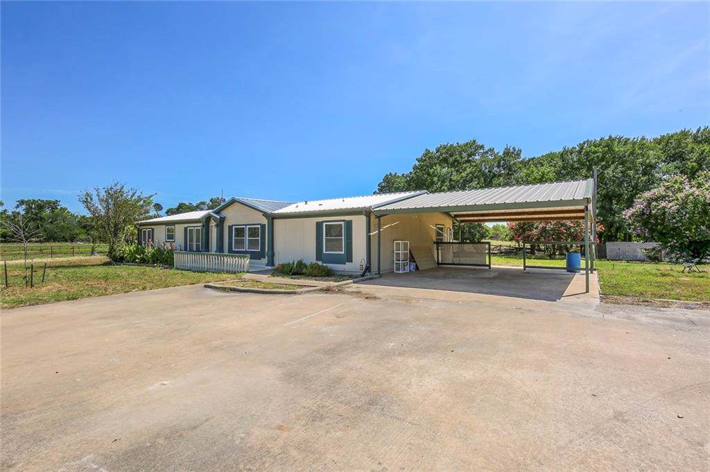 3703 Coyote Crossing - Photo 1
