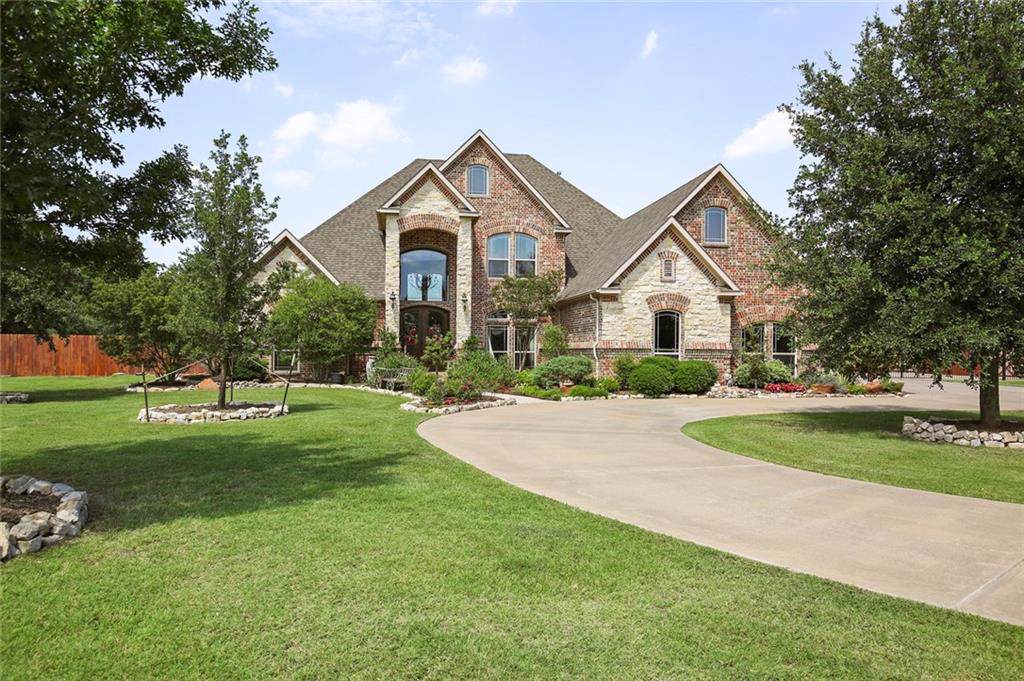 316 Spring Grove Drive - Photo 1
