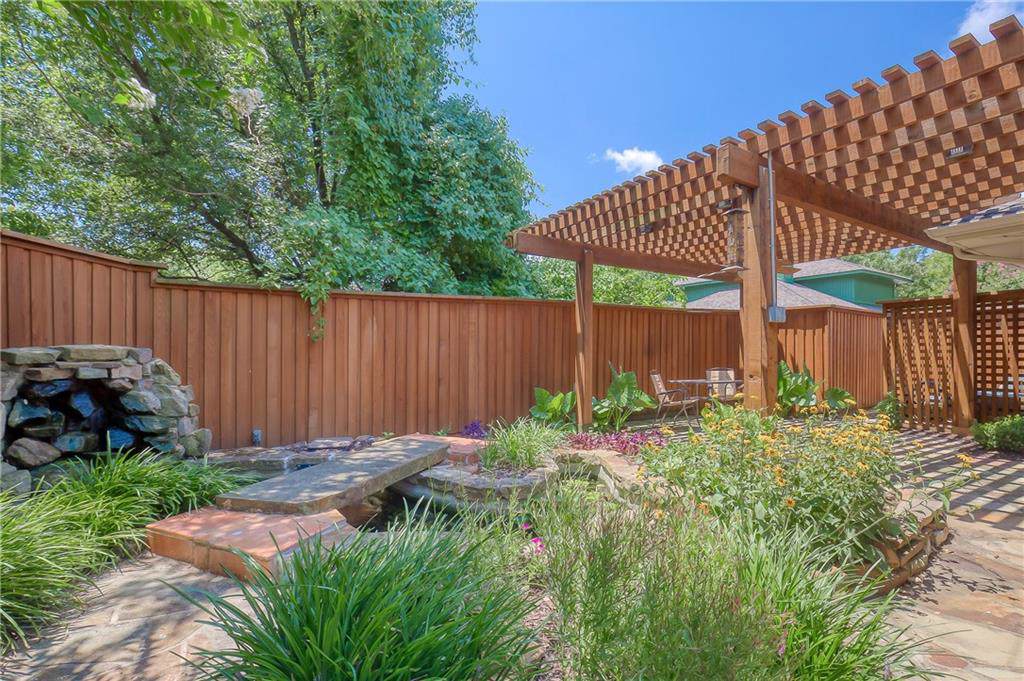 3812 Roman Court - Photo 1