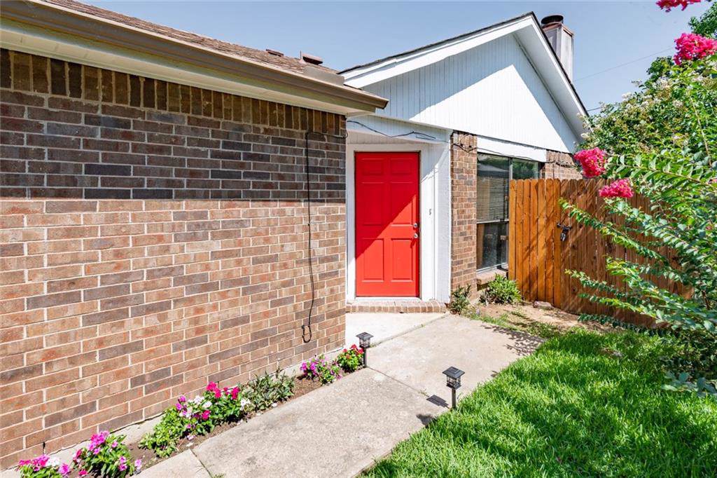322 Gregory Lane - Photo 1