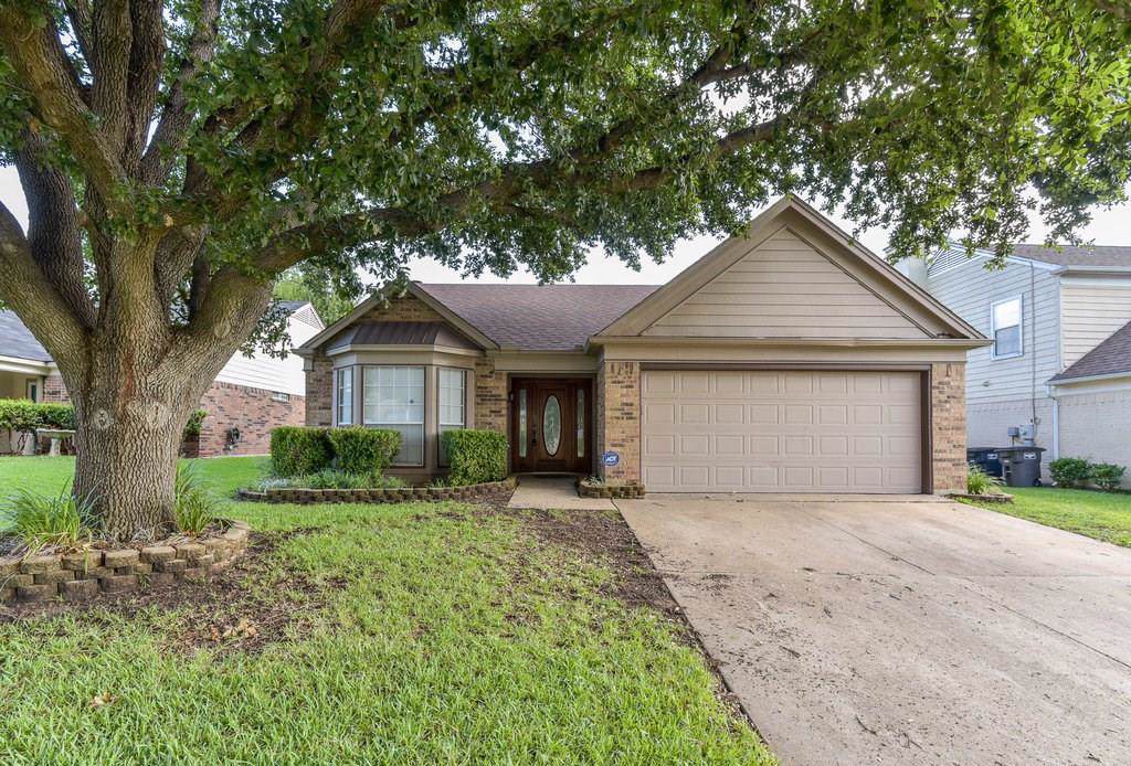2540 Creekwood Lane - Photo 1