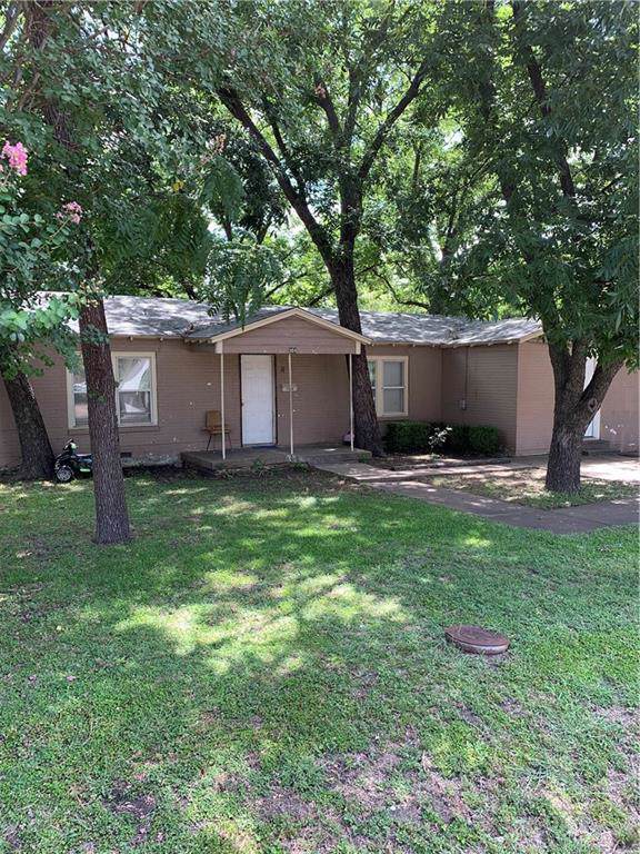 304 John Arden Drive - Photo 1