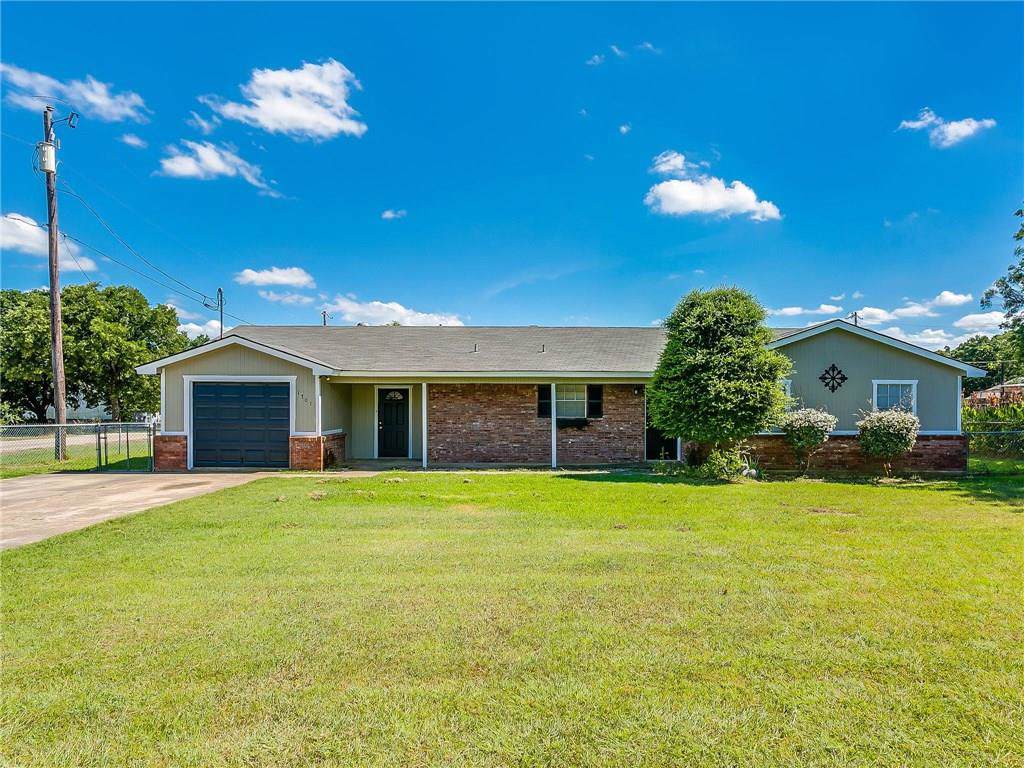 1701 Willow Wood Drive - Photo 1