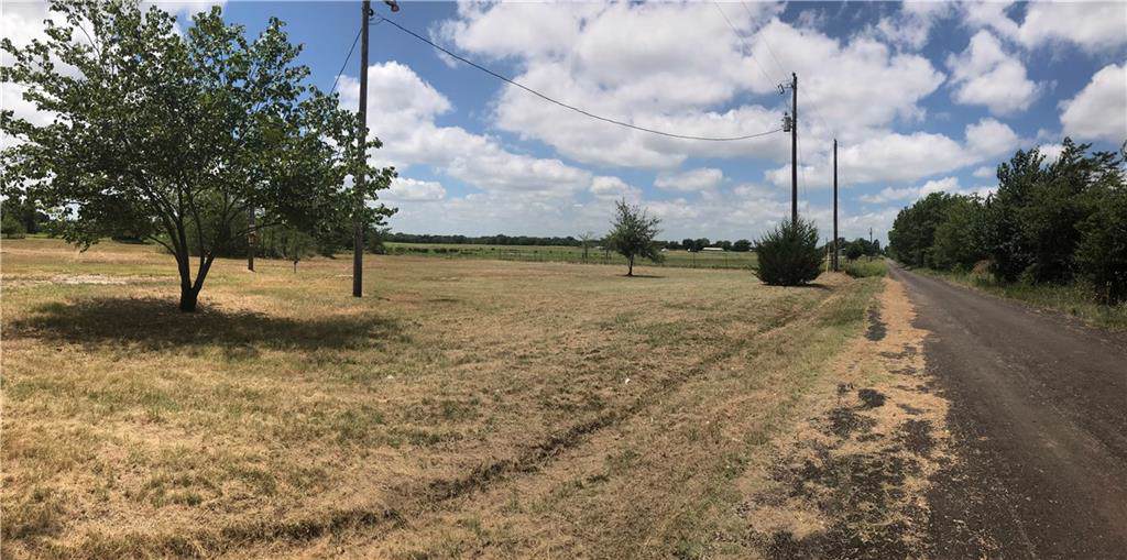 332 County Road 3568 - Photo 1