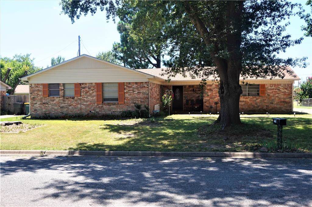 2714 Kent Drive - Photo 1