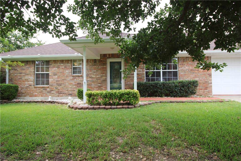 508 Denison Circle - Photo 1