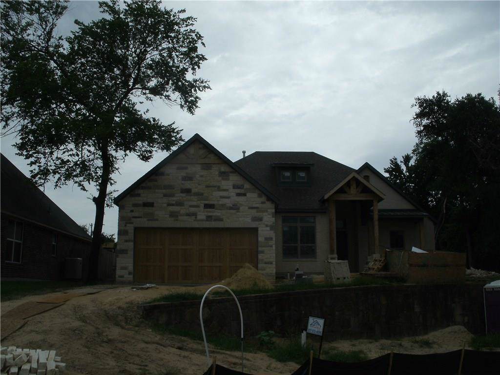 305 Familia Court - Photo 1