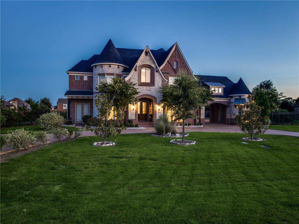 7500 Meadow Glen Drive - Photo 1