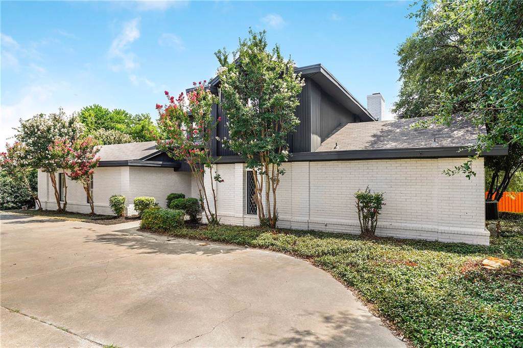 1702 Northtown Drive - Photo 1