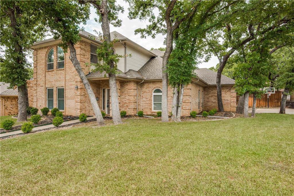 321 Inverness Drive - Photo 1