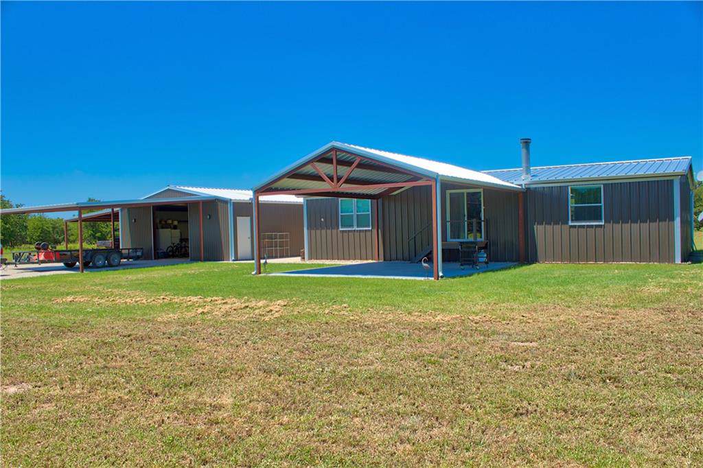 533 Private Road 4691 - Photo 1