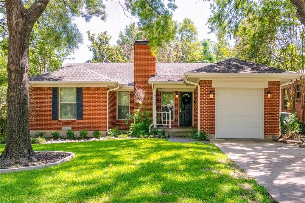 733 Kirkwood Drive - Photo 1