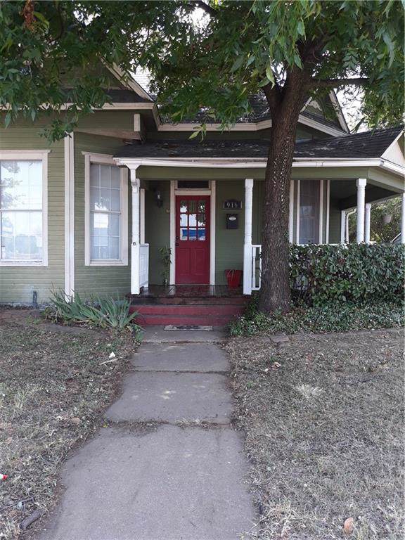 916 Main Street - Photo 1