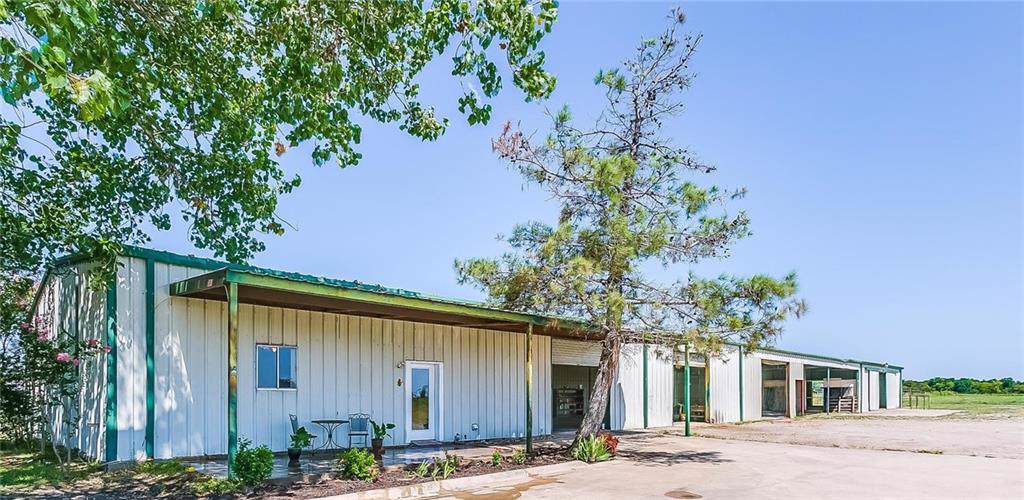 415 Brushy Creek Road - Photo 1