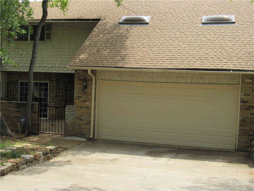 553 Franklin Drive - Photo 1