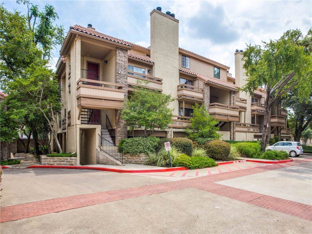 7640 Greenway Boulevard - Photo 1