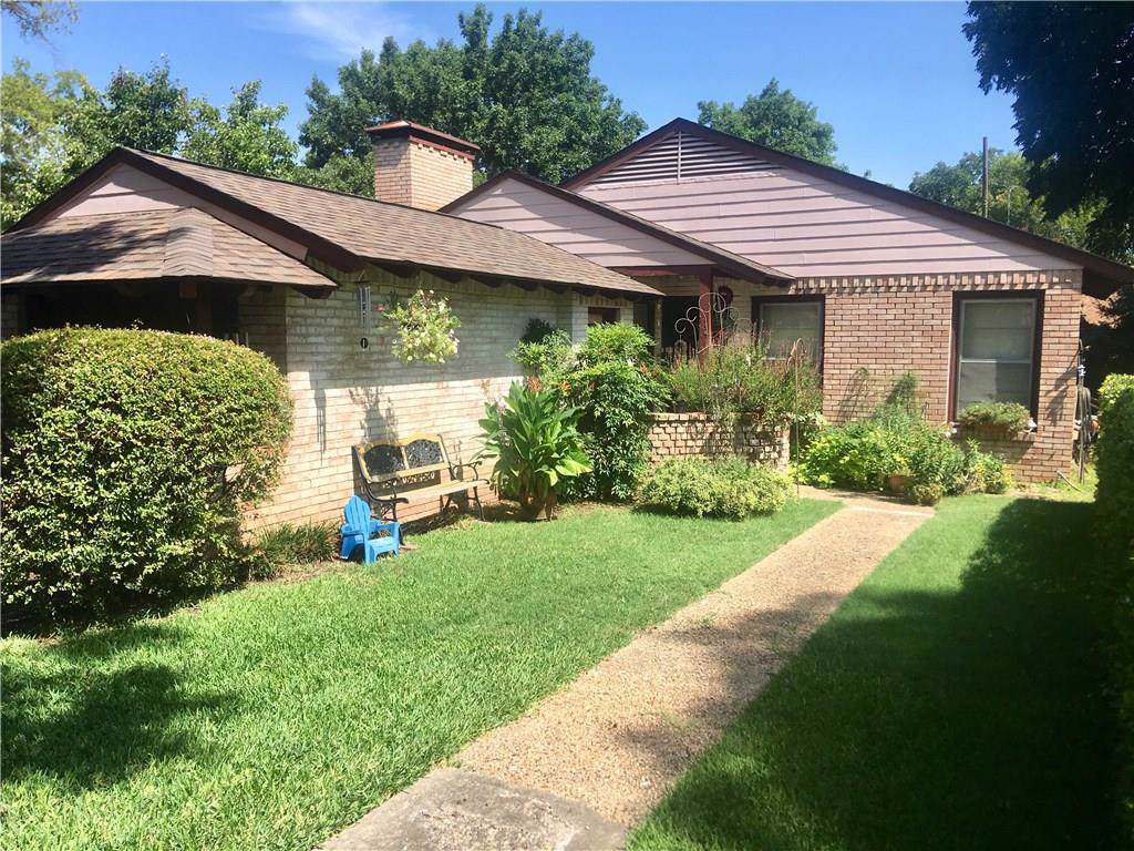 1223 Pioneer Drive - Photo 1