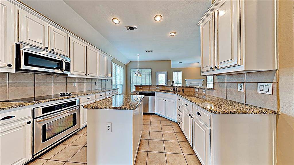 670 Plum Drive - Photo 1