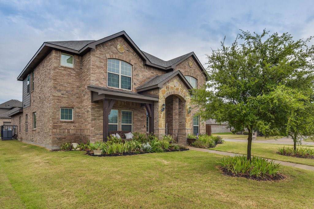 3065 Carlton Parkway - Photo 1