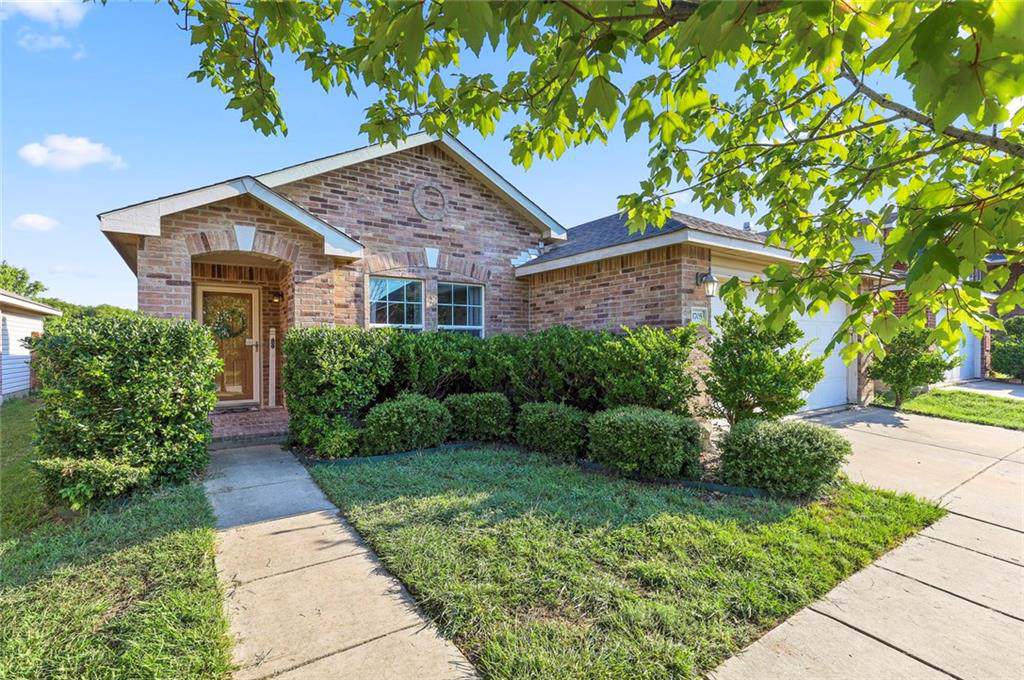 1705 Thorntree Lane - Photo 1