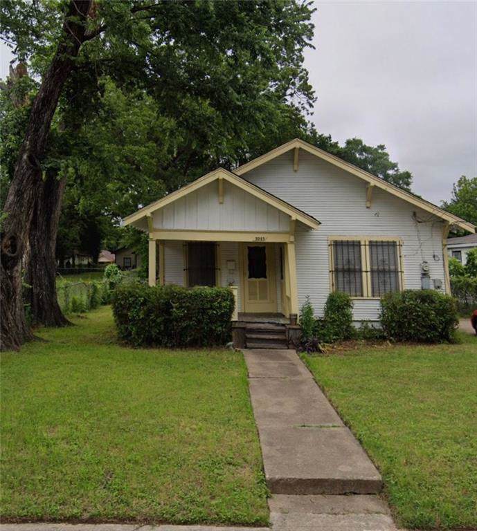 3243 Pine Street - Photo 1