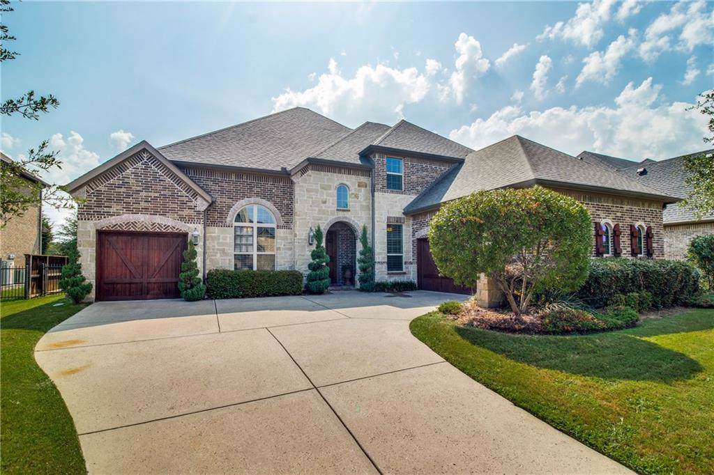 680 Butchart Drive - Photo 1