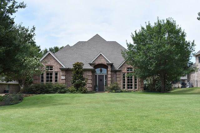 914 Brazos Drive - Photo 1