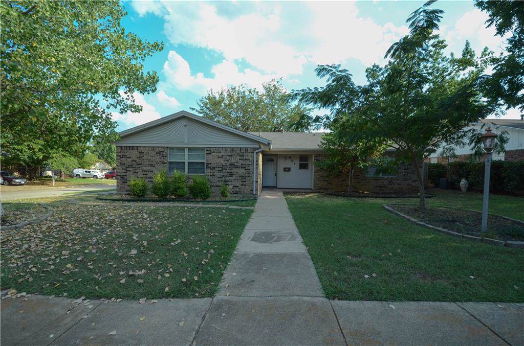 801 Redbud Street - Photo 1