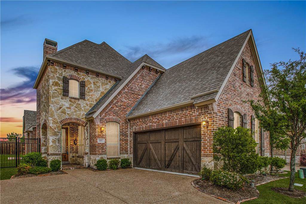 651 The Lakes Boulevard - Photo 1