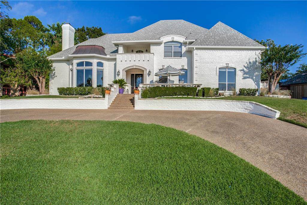 6745 Country Club Circle - Photo 1