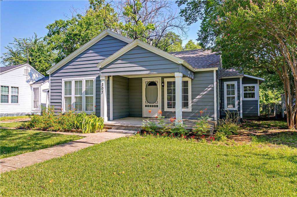 307 Masters Avenue - Photo 1