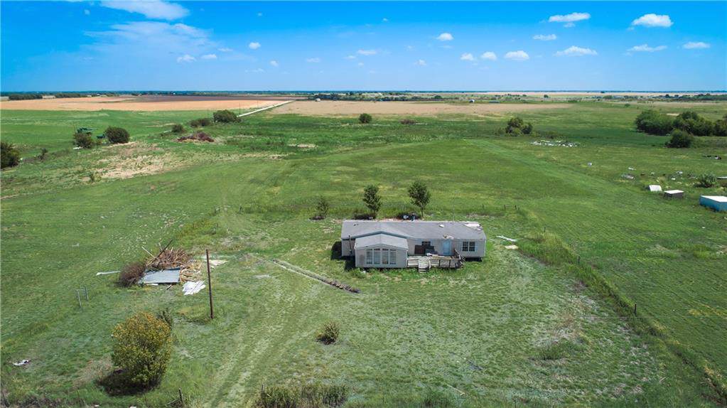 7715 County Road 1200 - Photo 1