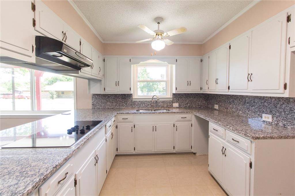 2747 Knob Hill Drive - Photo 1