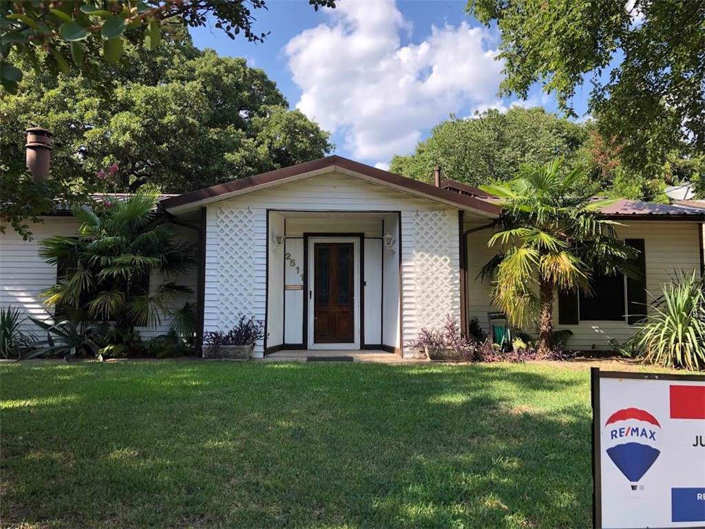 2511 5th Street - Photo 1
