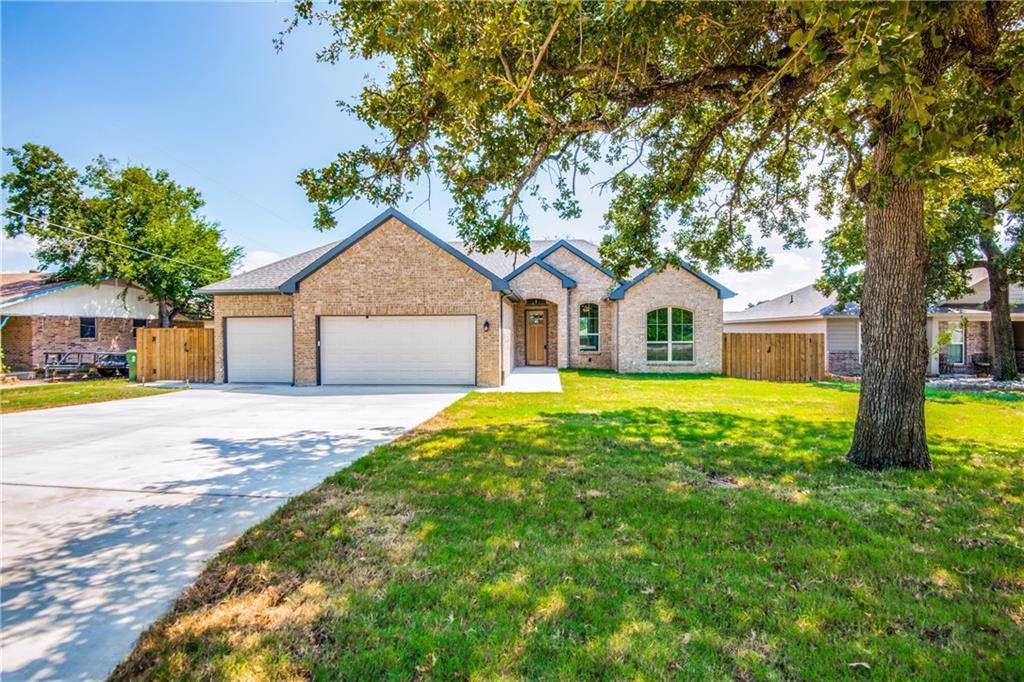1305 Pony Lane - Photo 1