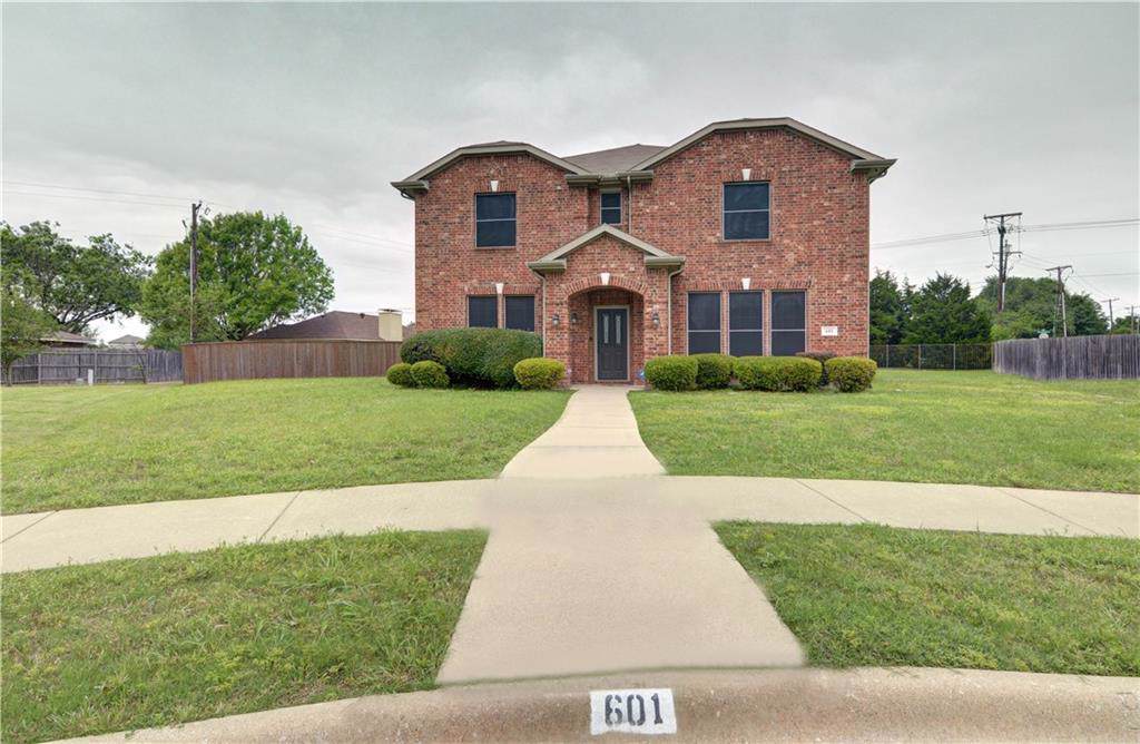 601 Goldenrod Court - Photo 1