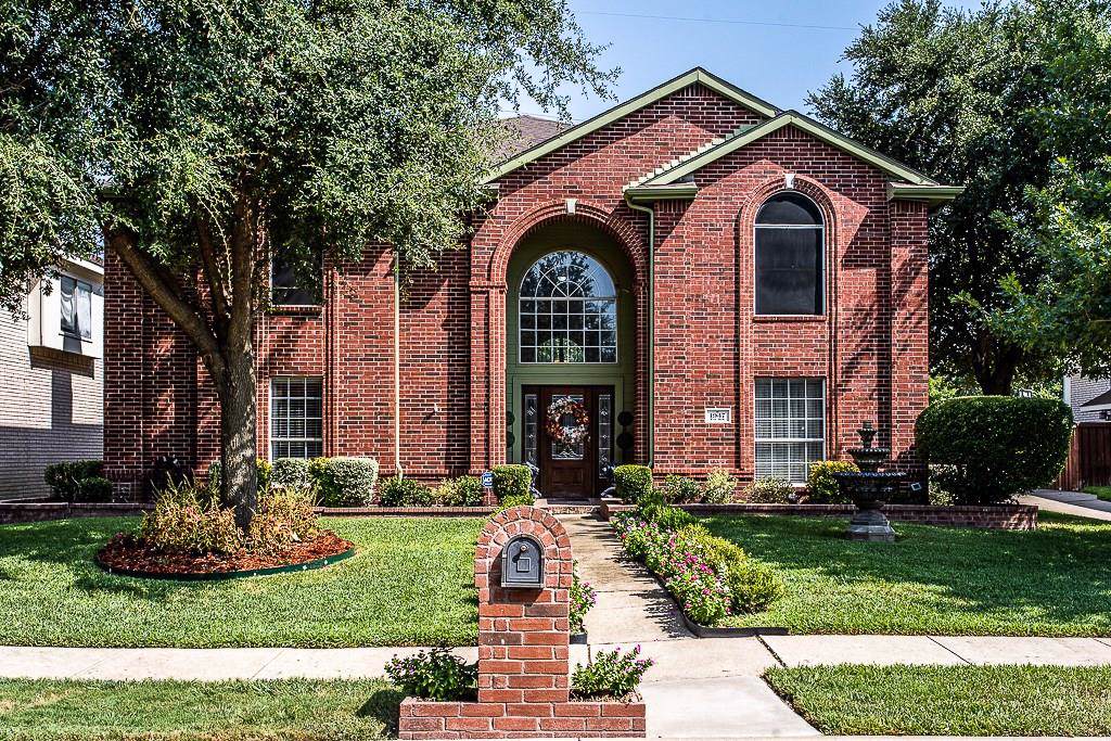 1937 Pin Oak Lane - Photo 1