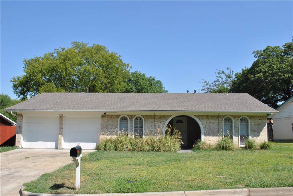 903 Warrington Court - Photo 1