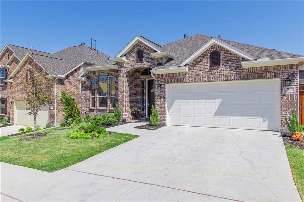 913 Baynes Drive - Photo 1
