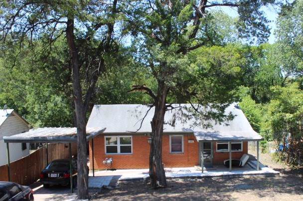 1019 Southloop Drive - Photo 1