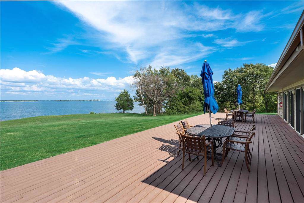500 Waters Edge Drive - Photo 1