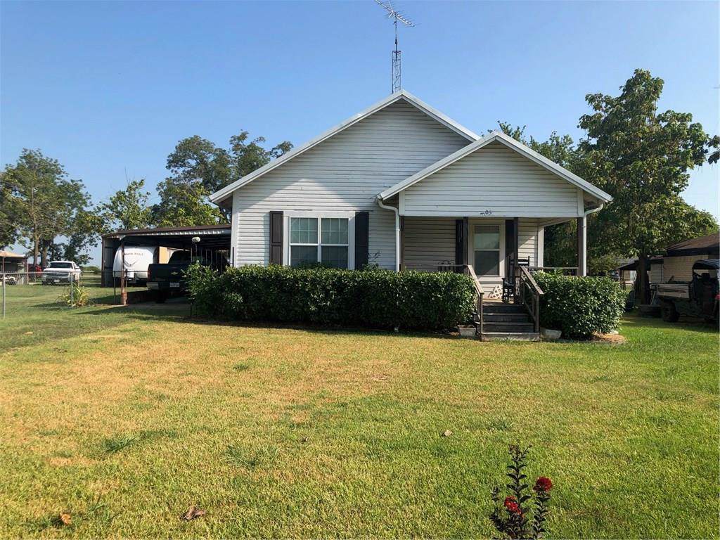 305 Sam Rayburn Road - Photo 1