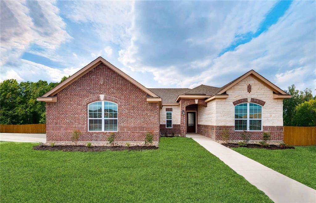 711 Milas Lane - Photo 1